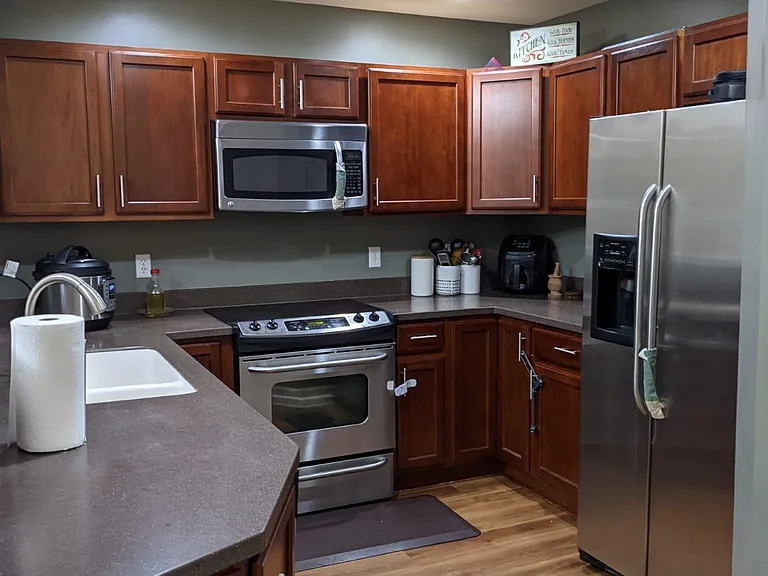 28001 Hopkins Dr — Photo 17