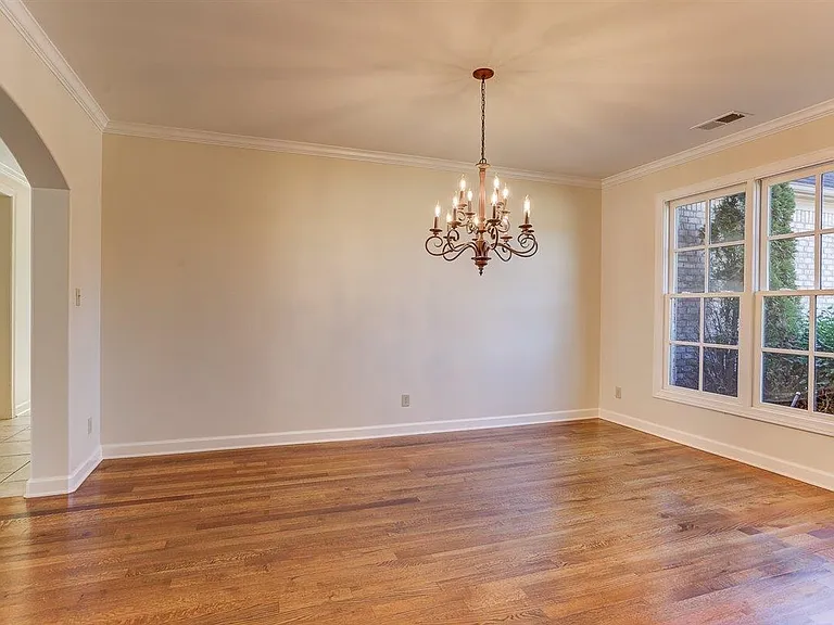 1690 Totty Ln — Photo 4