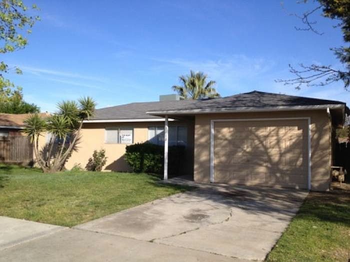 1st image of 3272 Loughborough Dr