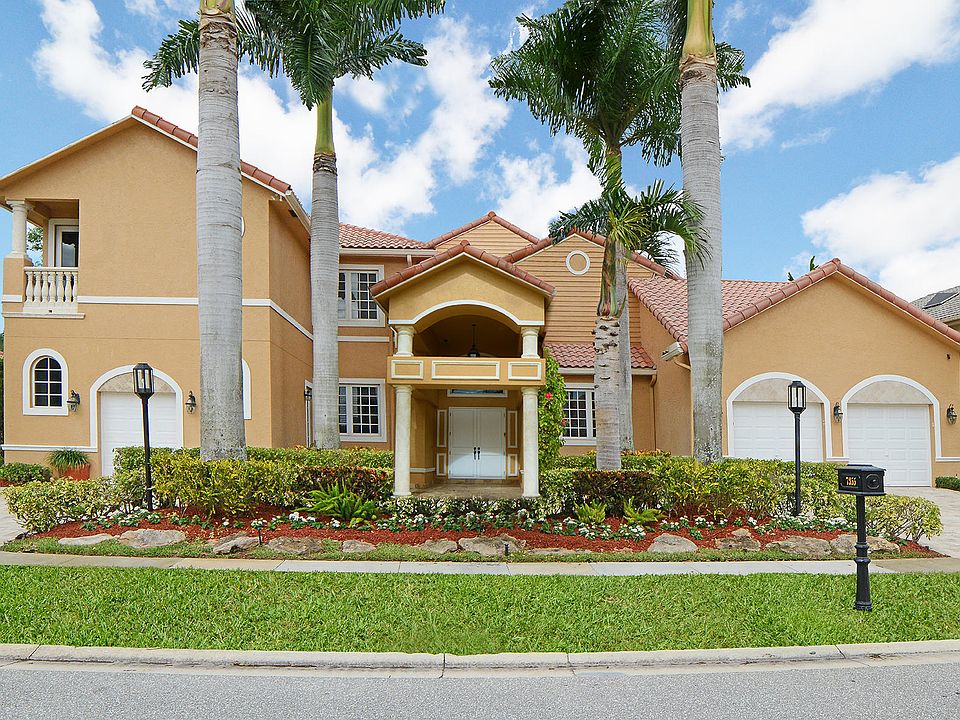 Home For Sale In Boca Grove
