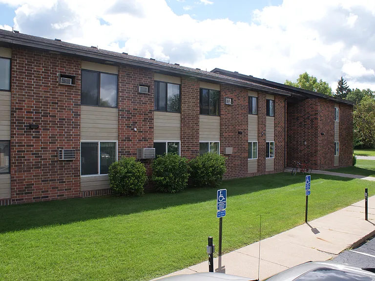 401 SE 7th St #A101 — Photo 4