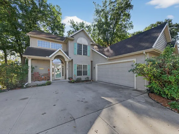 53182 Grassy Knoll Dr, South Bend, IN 46628