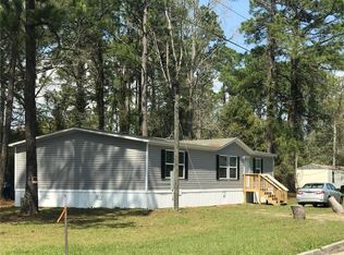 1305 Kansas St, Darien, GA 31305