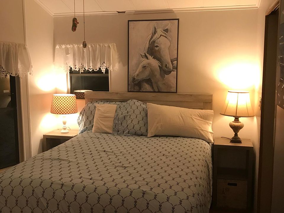 2nd image of 19333 Summerlin Rd #645