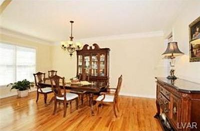4th image of 205 Lewis Cir