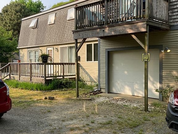 2nd image of 3 Carole Ave