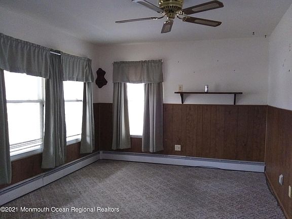 3rd image of 21 Haiti Ct