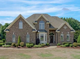 2425 Stewart St, Fuquay Varina, NC 27526