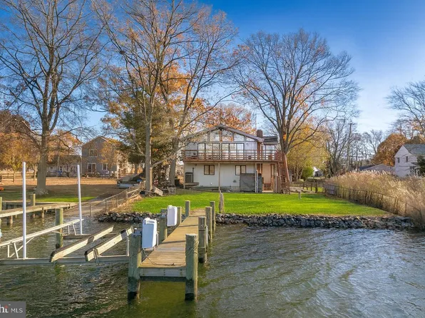 962 Main St, Deale, MD 20751