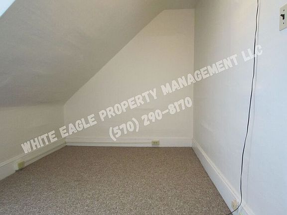 5th image of 1618 Roselyn Ave #3