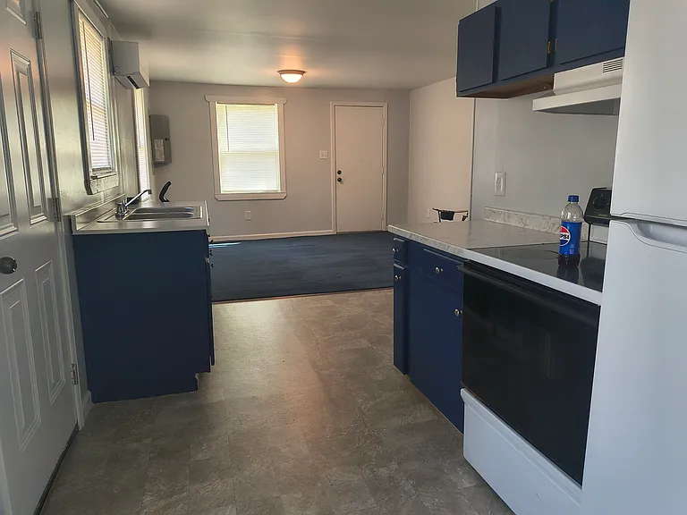 1147B Pine Hall Rd #B — Photo 3