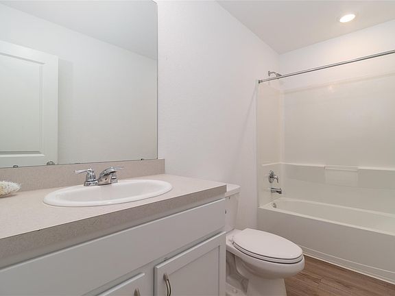 5th image of 8834 Bar Harbor Dr