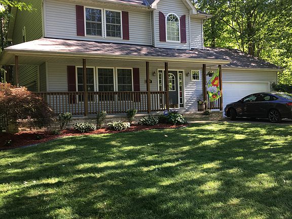 3rd image of 300 Marvin Ave