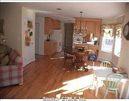 4th image of 66 Mt Laurel Dr