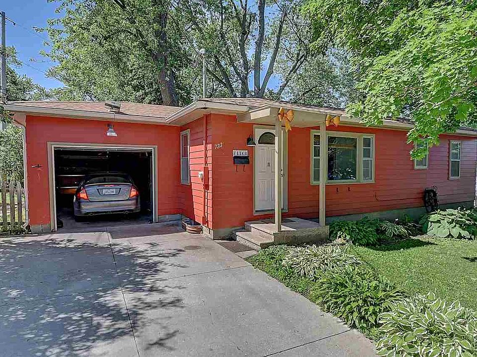 733 Highland Ave, Iowa City, IA 52240 Zillow