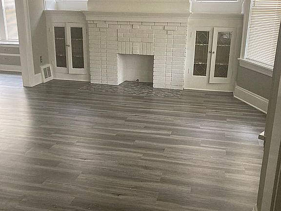 4th image of 2208-2210 Lewis Dr