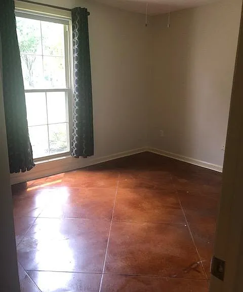 Springcrest Dr — Photo 12