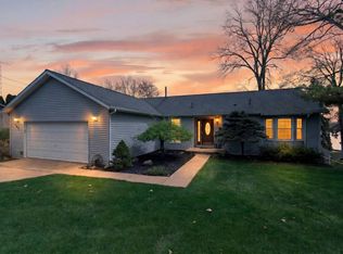 545 Timber Ln, Brooklyn, MI 49230