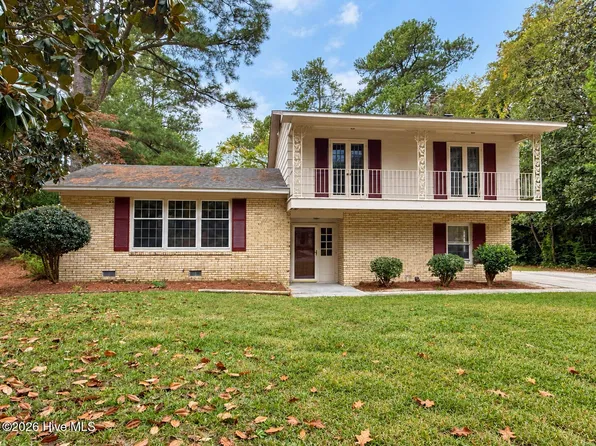 1305 Jones Circle, Laurinburg, NC 28352