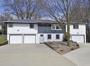 403 33rd St SW, Rochester, MN 55902