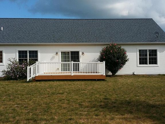 2nd image of 2070 Halsted Dr