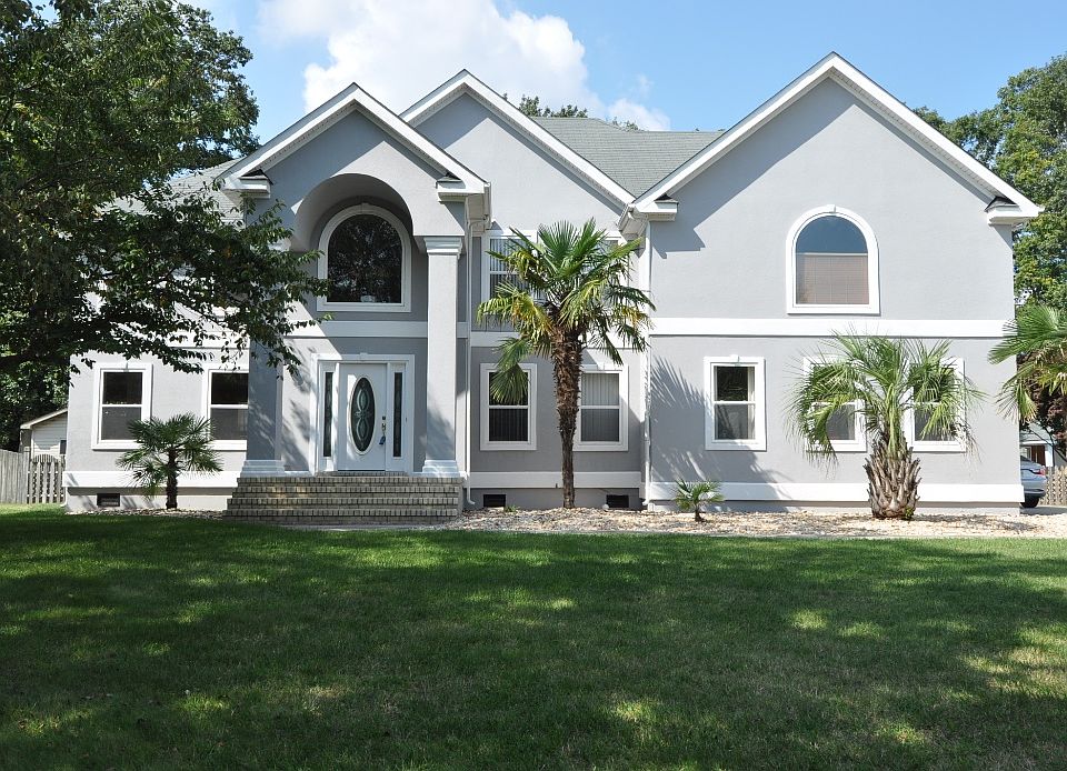 1st image of 2325 Newstead Dr