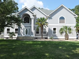 2325 Newstead Dr, Virginia Beach, VA 23454