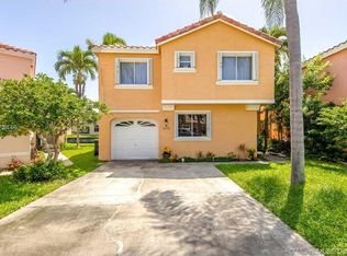 610 Trafalgar Ct, Dania, FL 33004