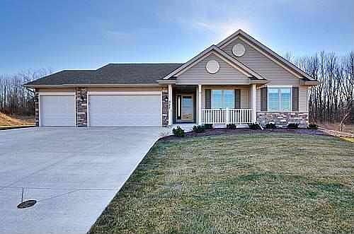 5th image of 347 Deer Meadow Dr