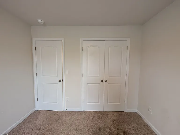 3030 Eastcott Ave — Photo 18