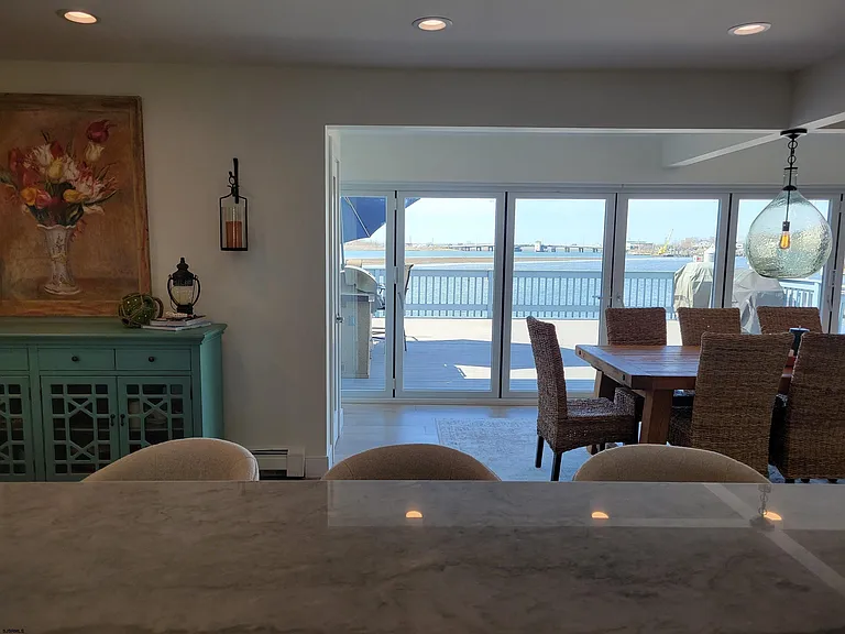 8601 Fulton Ave — Photo 12
