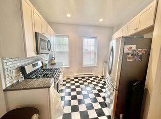 52 Hull St APT 1, Boston, MA 02113