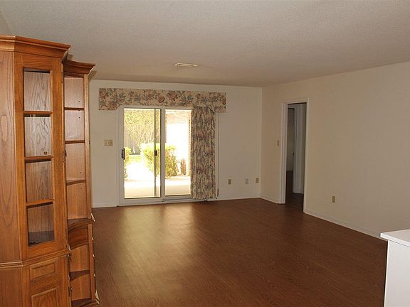 5th image of 5911 Strickland Pl