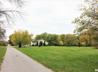 6715 Lost Creek Ln, Sherman, IL 62684