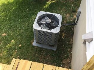 169 Windsor Ct, Hanover, PA 17331