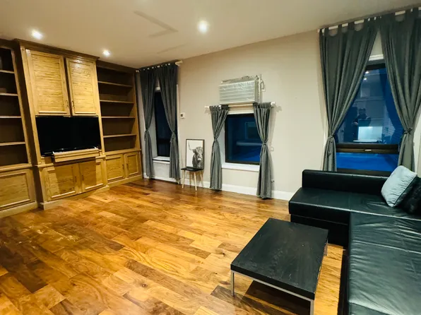 65 East 54th Street image 1 of 10