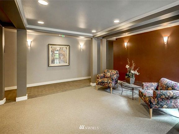 2nd image of 102 State St S APT 210W
