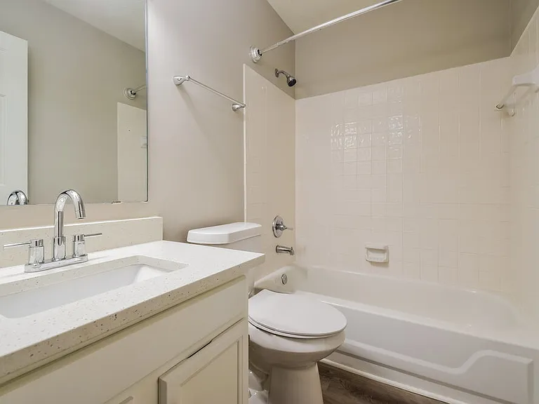 547 Riverbirch Trce — Photo 19