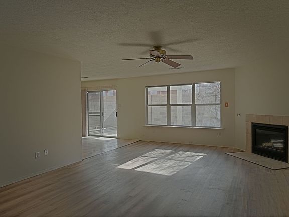 2nd image of 11216 Campo Del Sol Ave NE