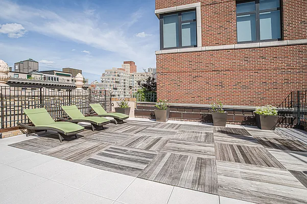 Sold by Compass | media 9