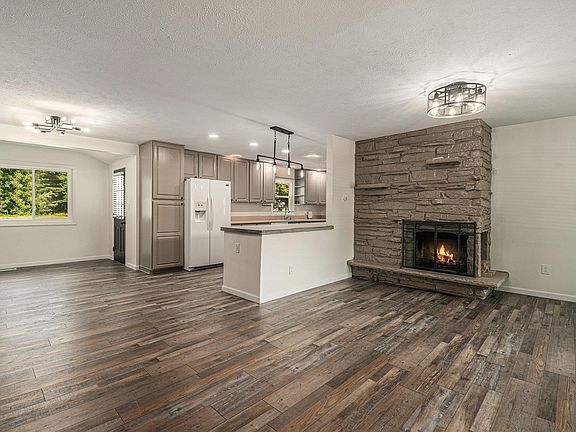 5th image of 55931 Candace Ln