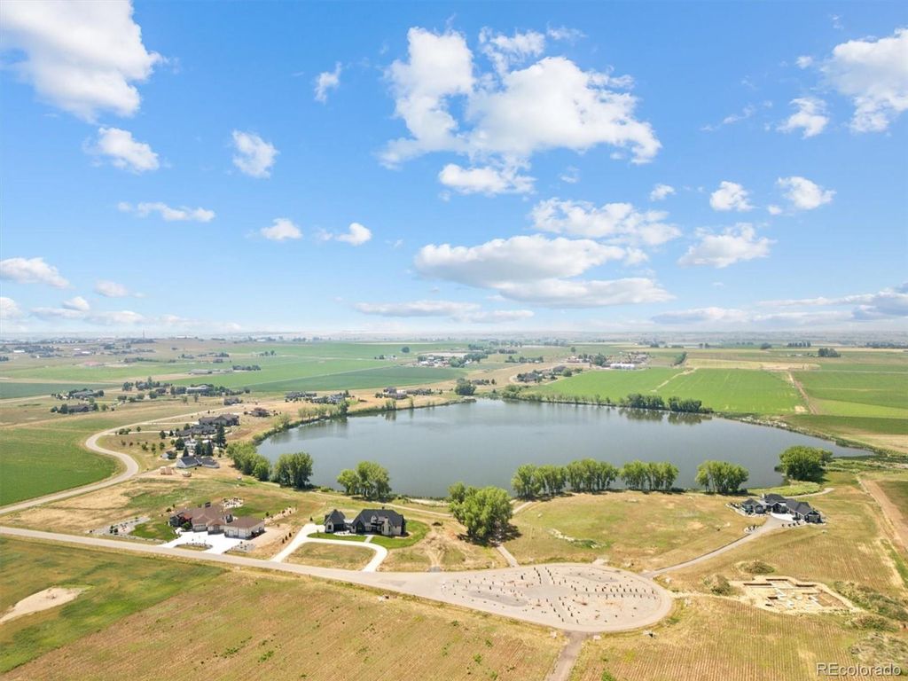 3308 Fox Crossing Place