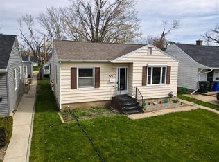 522 39th St NE, Cedar Rapids, IA 52402