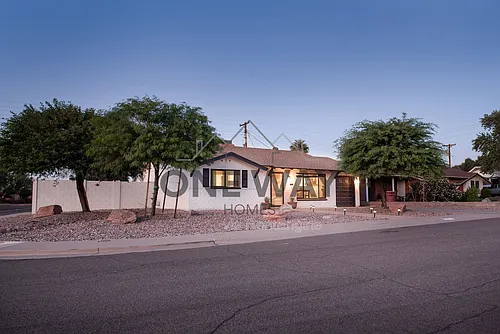 8702 E Sheridan St Photo 1