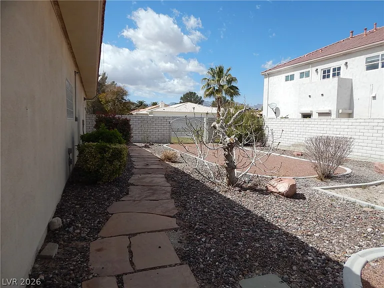 1320 Crystal Valley Dr — Photo 31