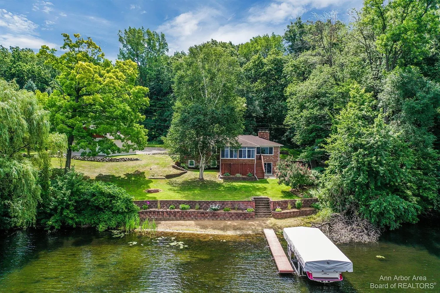 2419 Oltesvig Ln photo 1