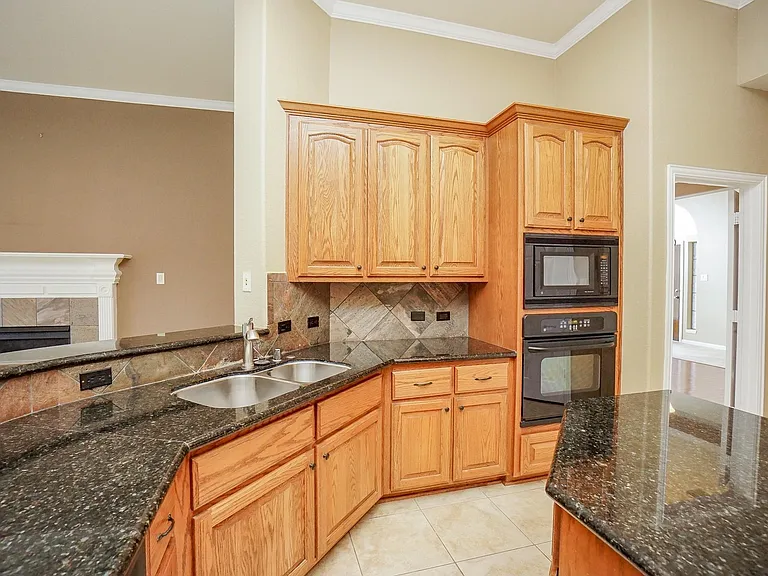 23103 Sandsage Ln — Photo 14