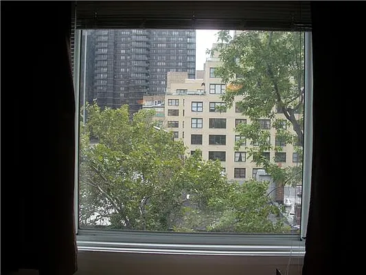 Rented by Apartment Luxe Realty Group, Inc | media 18