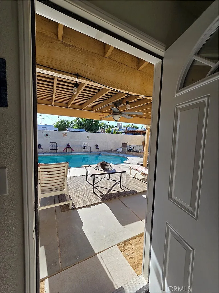 Studio, 400 sqft, $1,000 — Photo 3