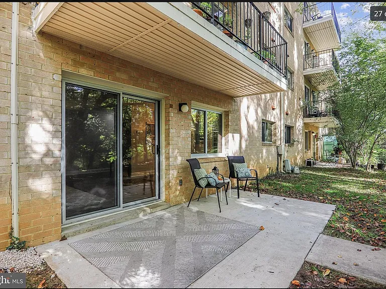 10636 Montrose Ave #M3A — Photo 12